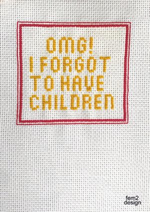 Poster OMG Broderi. Broderad gul text med en rosa ram.